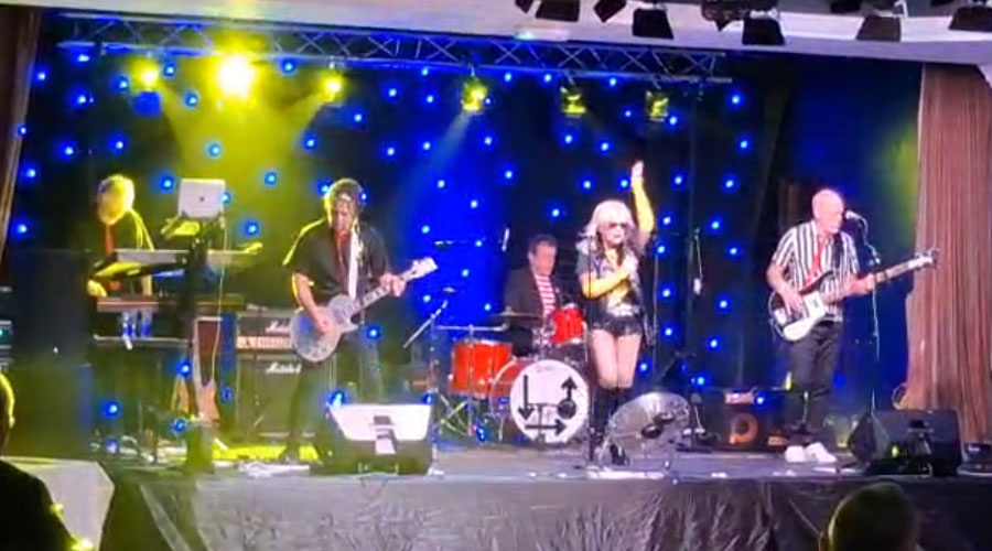 Blondied, Jay Harrison & Helen